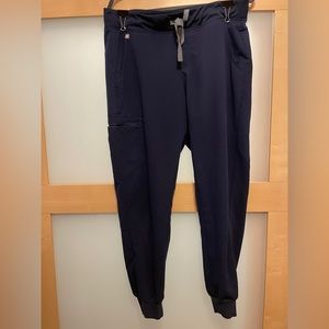 Figs Women’s Navy Jogger Scrubs size Large